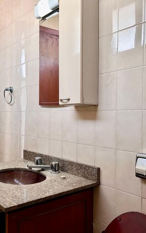 Casa para alugar com 140m², 3 quartos e 3 vagas Casa para alugar com 140m², 3 quartos e 3 vagasBanheiro