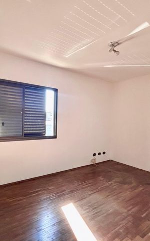 Casa para alugar com 140m², 3 quartos e 3 vagas Casa para alugar com 140m², 3 quartos e 3 vagasQuarto 3