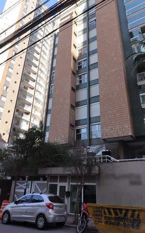 Apartamento para alugar com 165m², 3 quartos e 3 vagasFachada