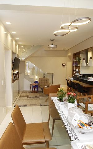 Apartamento à venda com 220m², 3 quartos e 3 vagasSala 