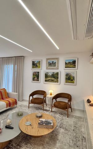 Apartamento à venda com 314m², 4 quartos e 3 vagas Apartamento à venda com 314m², 4 quartos e 3 vagasSala