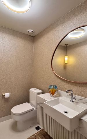 Apartamento à venda com 314m², 4 quartos e 3 vagas Apartamento à venda com 314m², 4 quartos e 3 vagasLavabo