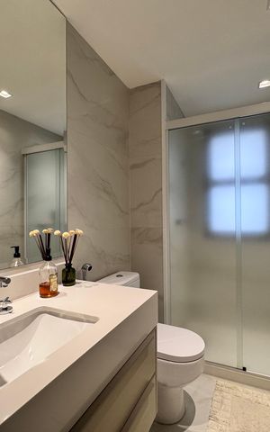 Apartamento à venda com 314m², 4 quartos e 3 vagas Apartamento à venda com 314m², 4 quartos e 3 vagasBanheiro da Suíte 3