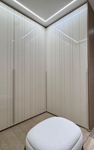 Apartamento à venda com 314m², 4 quartos e 3 vagas Apartamento à venda com 314m², 4 quartos e 3 vagasSuíte 1