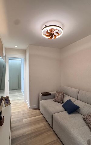 Apartamento à venda com 314m², 4 quartos e 3 vagas Apartamento à venda com 314m², 4 quartos e 3 vagasHall Íntimo
