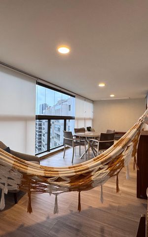 Apartamento à venda com 314m², 4 quartos e 3 vagas Apartamento à venda com 314m², 4 quartos e 3 vagasVaranda