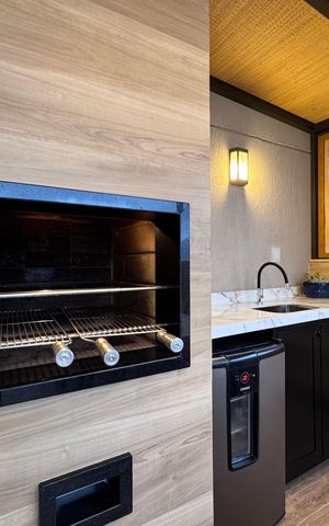 Apartamento à venda com 314m², 4 quartos e 3 vagas Apartamento à venda com 314m², 4 quartos e 3 vagasTerraço