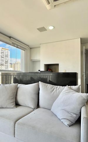Apartamento para alugar com 97m², 3 quartos e 2 vagas Apartamento para alugar com 97m², 3 quartos e 2 vagasVaranda