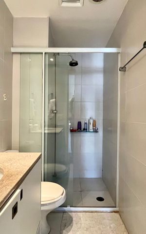 Apartamento para alugar com 97m², 3 quartos e 2 vagas Apartamento para alugar com 97m², 3 quartos e 2 vagasBanheiro Corredor