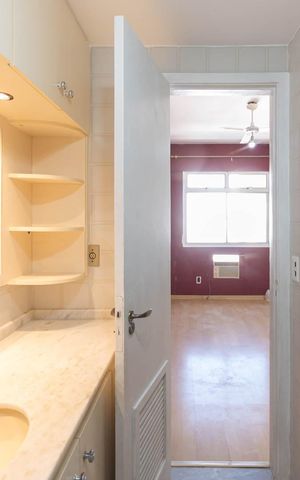Apartamento à venda com 98m², 2 quartos e 1 vagaBanheiro Suíte