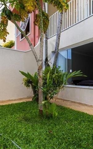 Casa à venda com 227m², 3 quartos e 4 vagas