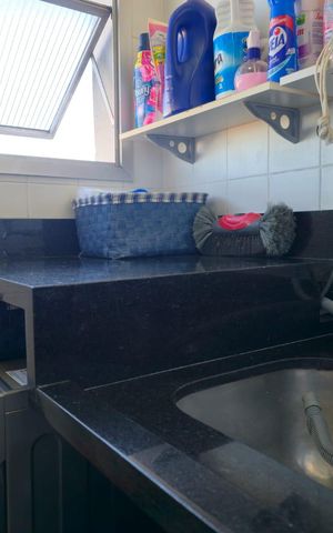 Apartamento à venda com 58m², 2 quartos e 1 vagaCozinha e Área de Serviço