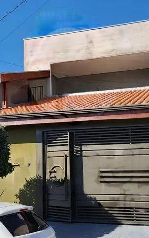 Casa à venda com 160m², 5 quartos e 4 vagas