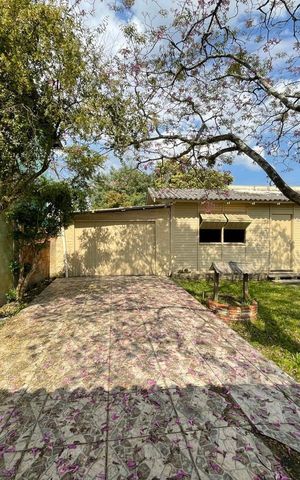 Casa à venda com 60m², 2 quartos e 2 vagas