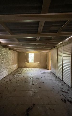 Casa à venda com 60m², 2 quartos e 2 vagas