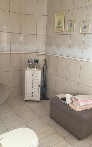 Casa de condomínio à venda com 337m², 4 quartos e 4 vagas