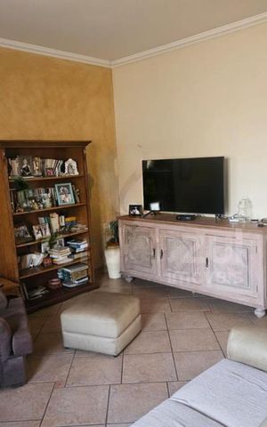 Casa à venda com 235m², 4 quartos e 4 vagas