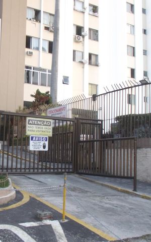 Apartamento para alugar com 55m², 2 quartos e 1 vagaFachada