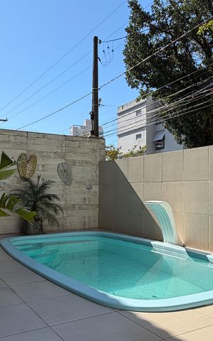 Casa para alugar com 200m², 4 quartos e 2 vagasQuintal