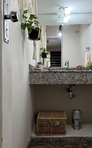Casa para alugar com 200m², 4 quartos e 2 vagasLavabo