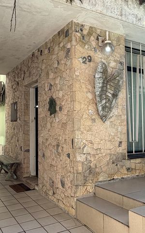 Casa para alugar com 200m², 4 quartos e 2 vagasQuintal