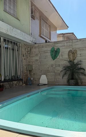 Casa para alugar com 200m², 4 quartos e 2 vagasQuintal