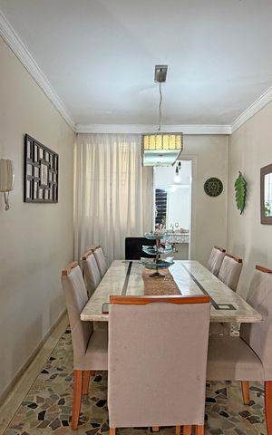 Casa para alugar com 200m², 4 quartos e 2 vagasSala