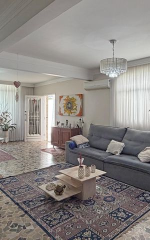 Casa para alugar com 200m², 4 quartos e 2 vagasSala