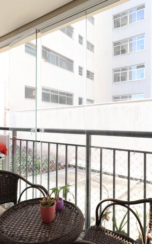 Apartamento à venda com 70m², 3 quartos e 2 vagasVaranda 