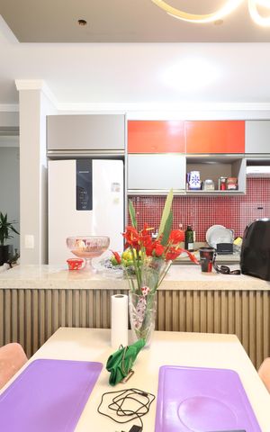 Apartamento à venda com 70m², 3 quartos e 2 vagasCozinha e Área de serviço 