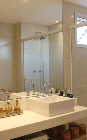 Apartamento à venda com 130m², 3 quartos e 2 vagasBanheiro social