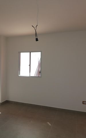 Casa à venda com 79m², 3 quartos e 2 vagasSala