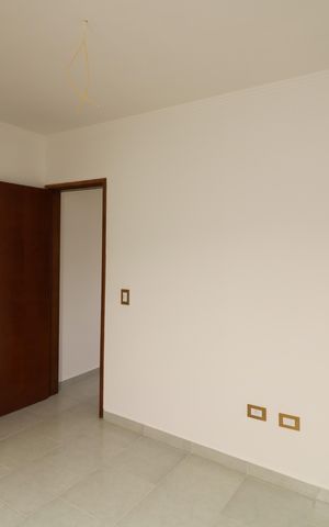 Casa à venda com 79m², 3 quartos e 2 vagasSuíte 