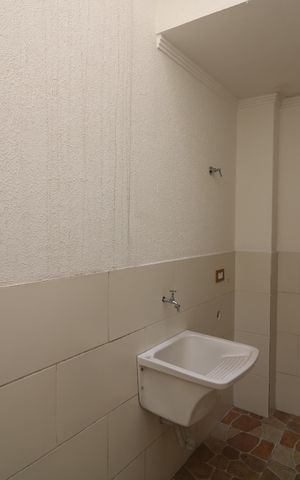 Casa à venda com 79m², 3 quartos e 2 vagasÁrea de Serviço