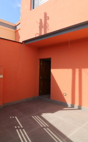 Casa à venda com 79m², 3 quartos e 2 vagasGaragem