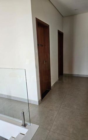Casa de condomínio à venda com 150m², 3 quartos e 2 vagas