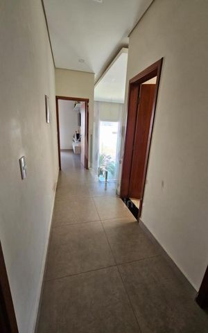Casa de condomínio à venda com 150m², 3 quartos e 2 vagas