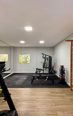 Apartamento à venda com 64m², 2 quartos e 1 vaga Apartamento à venda com 64m², 2 quartos e 1 vagaAcademia