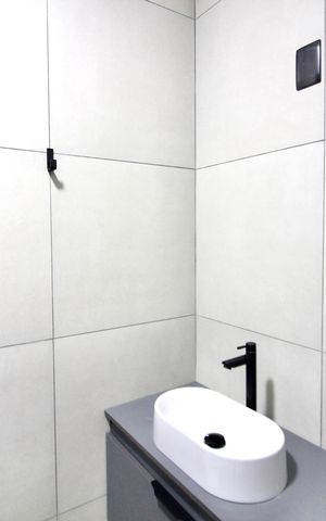 Apartamento à venda com 51m², 2 quartos e 1 vaga Apartamento à venda com 51m², 2 quartos e 1 vagaBanheiro