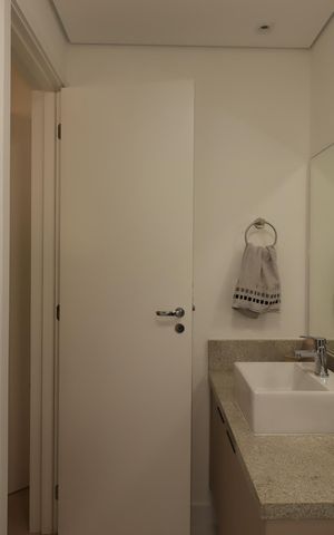 Apartamento à venda com 93m², 3 quartos e 2 vagasBanheiro da Suíte 1