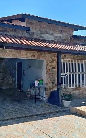 Casa à venda com 260m², 3 quartos e 2 vagas