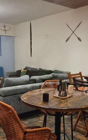 Casa à venda com 100m², 2 quartos e 2 vagas