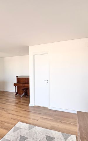 Apartamento à venda com 80m², 2 quartos e 1 vaga Apartamento à venda com 80m², 2 quartos e 1 vagaSala