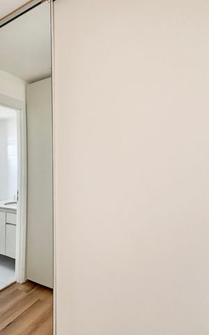 Apartamento à venda com 80m², 2 quartos e 1 vaga Apartamento à venda com 80m², 2 quartos e 1 vagaCloset da suíte 2
