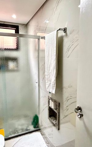 Apartamento à venda com 115m², 2 quartos e 1 vaga Apartamento à venda com 115m², 2 quartos e 1 vagaBanheiro da Suíte