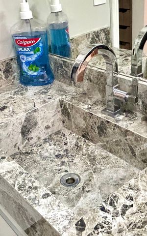 Apartamento à venda com 115m², 2 quartos e 1 vaga Apartamento à venda com 115m², 2 quartos e 1 vagaBanheiro da Suíte