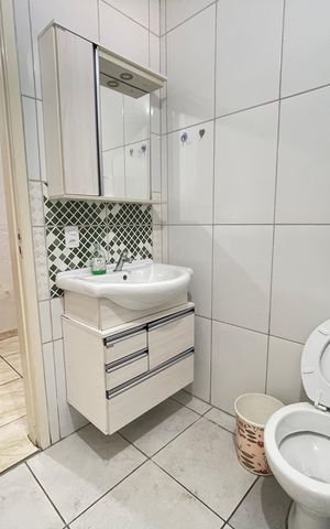 Casa à venda com 600m², 1 quarto e 8 vagas Casa à venda com 600m², 1 quarto e 8 vagasBanheiro