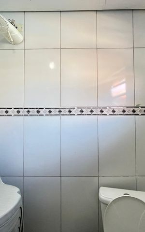 Casa à venda com 600m², 1 quarto e 8 vagas Casa à venda com 600m², 1 quarto e 8 vagasBanheiro 2