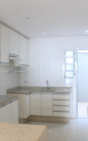 Casa à venda com 130m², 2 quartos e 1 vagaCozinha