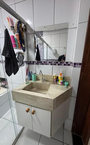 Casa à venda com 217m², 4 quartos e 2 vagas